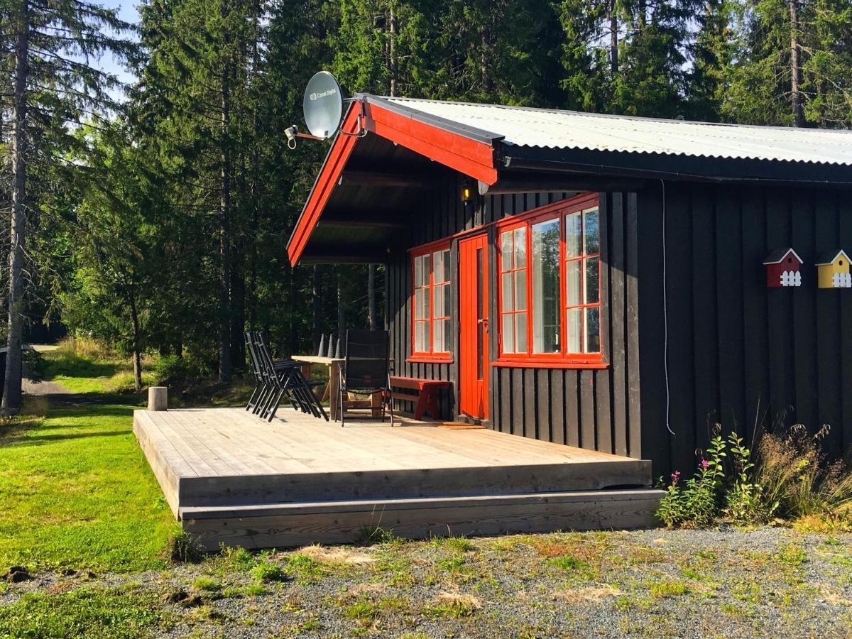Naerglimt - Cabin By The Lake Naera Sjusjøen Buitenkant foto